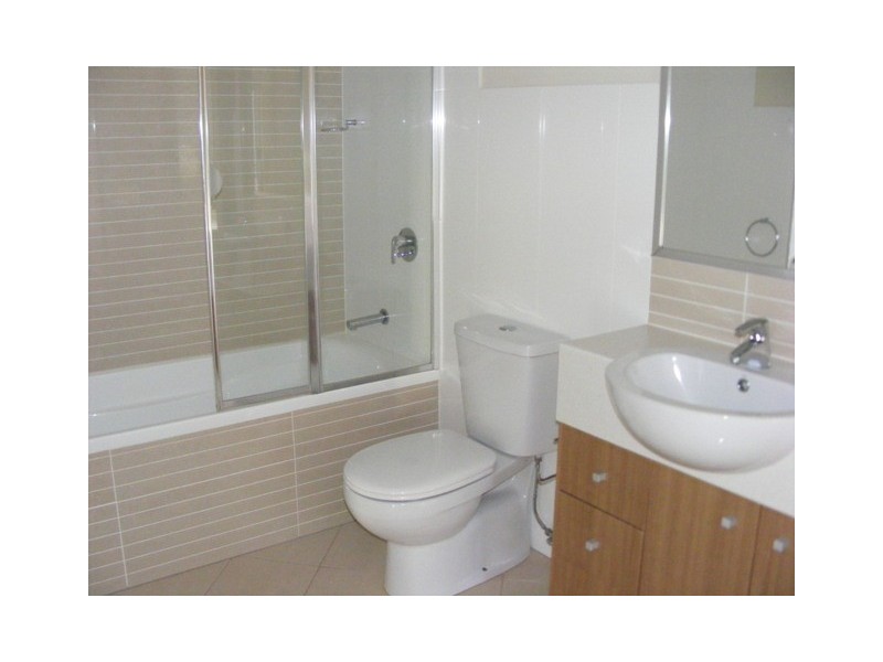 1/1 Sydney Street, Redcliffe QLD 4020