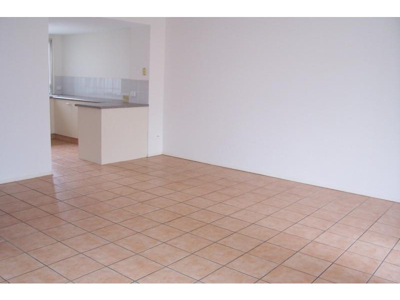 220 Christine Ave, Burleigh Waters QLD 4220