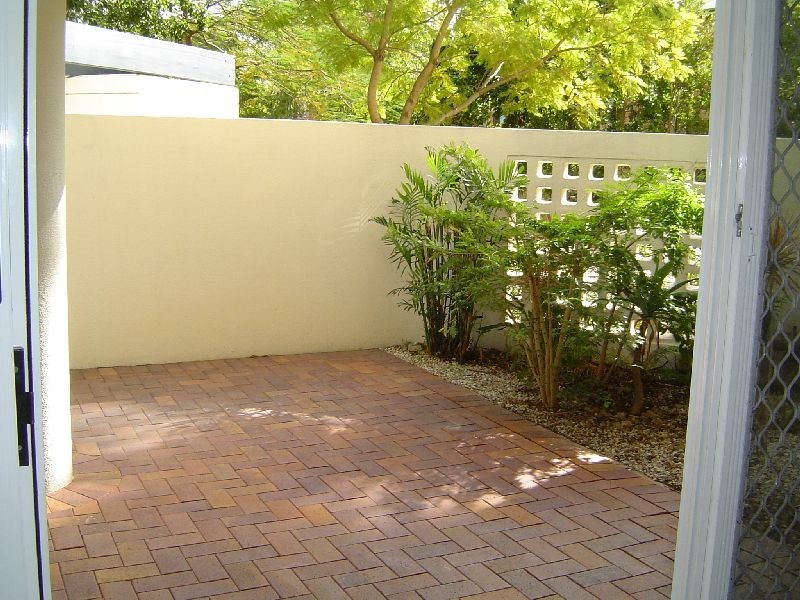 57 Lambert Street, Kangaroo Point QLD 4169