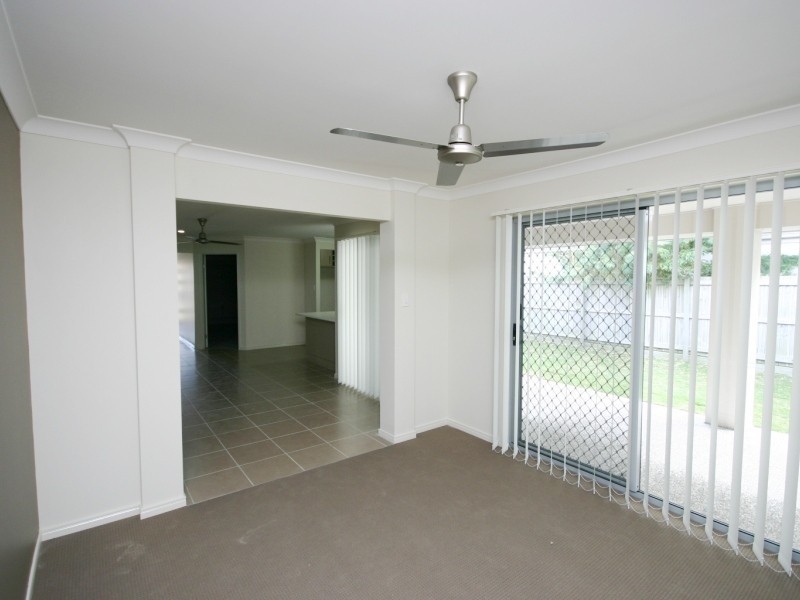 63/19 Santa Barbara Road, Hope Island QLD 4212