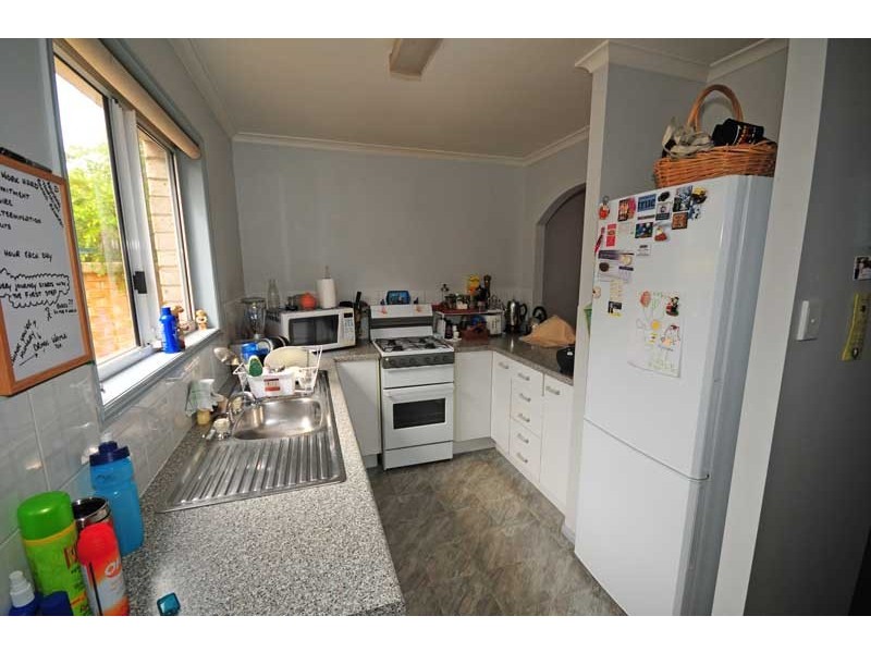 99 Barbaralla Drive, Springwood QLD 4127