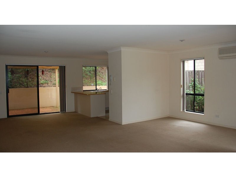 14/24 Amsonia Court,, Arundel QLD 4214