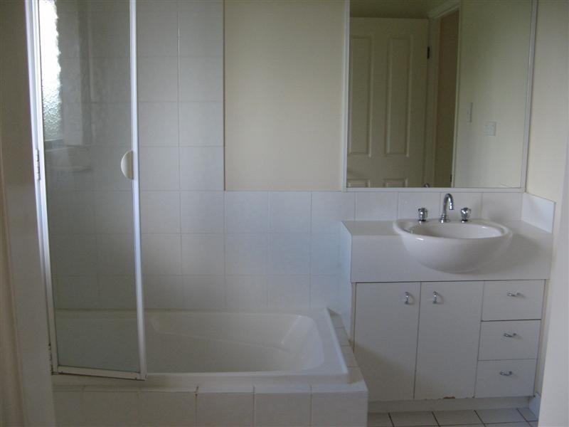 21/1 Highridge Road,, Springfield QLD 4300