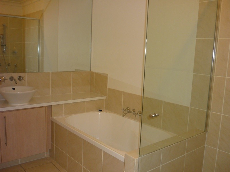 x/11 The Promenade, Hendra QLD 4011