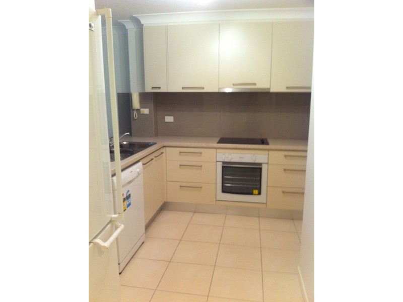 3/5 Australia Avenue, Broadbeach QLD 4218