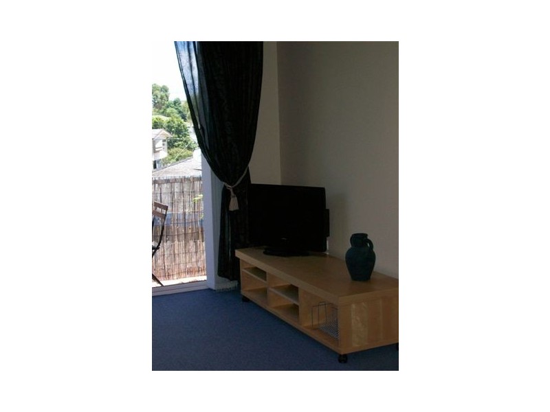 Chevron Island QLD 4217