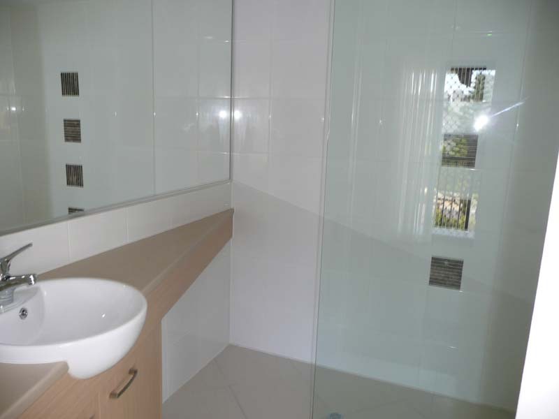 020/10 Grand Parade, Kawana Island QLD 4575