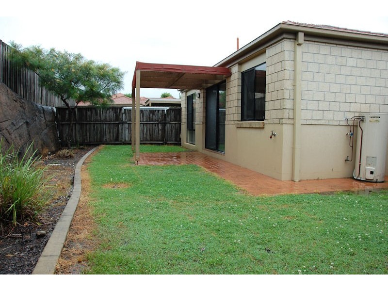 73/24 Amsonia Court,, Arundel QLD 4214