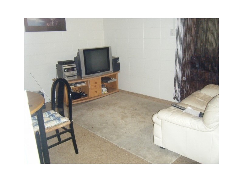 3/4 Adori Street, Chevron Island QLD 4217