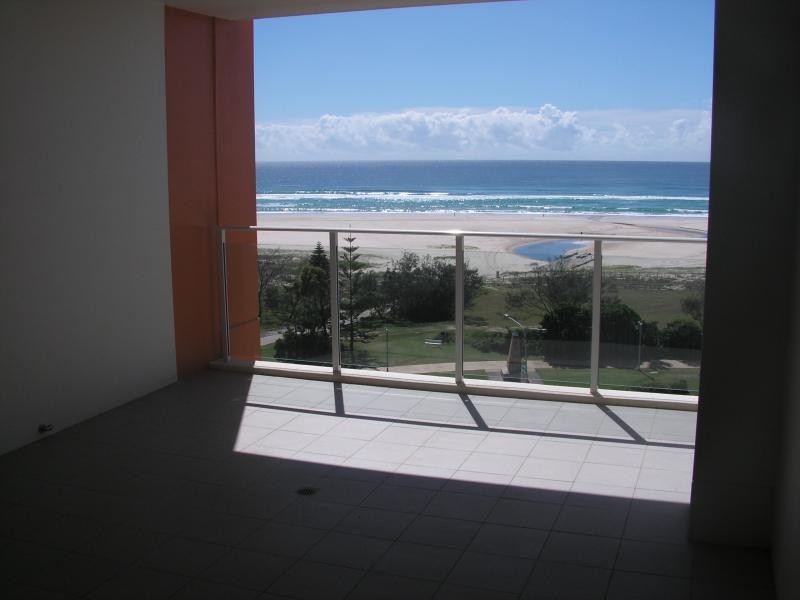 102/2 Creek Street, Coolangatta QLD 4225