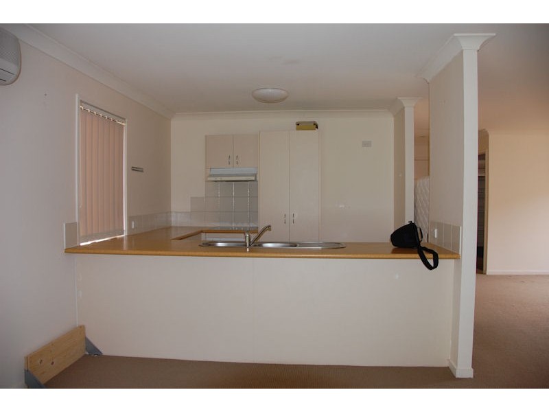 40/24 Amsonia Court,, Arundel QLD 4214