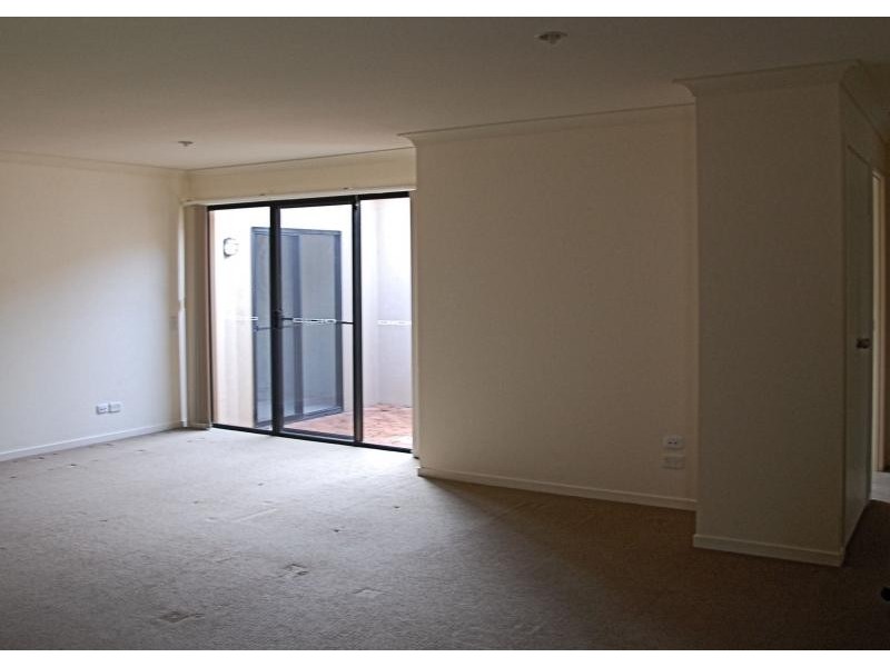 40/24 Amsonia Court,, Arundel QLD 4214