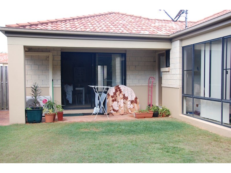 40/24 Amsonia Court,, Arundel QLD 4214