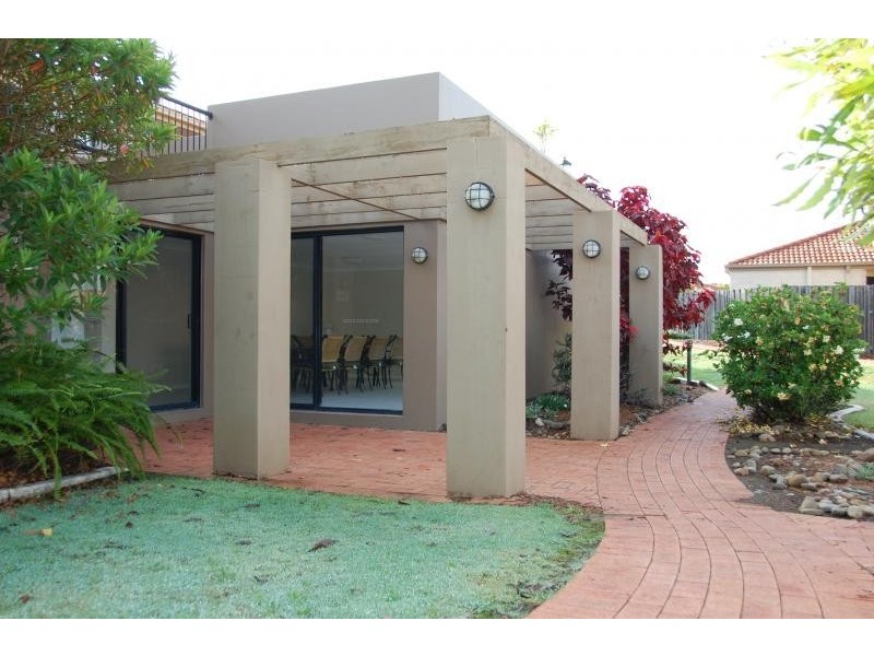 40/24 Amsonia Court,, Arundel QLD 4214
