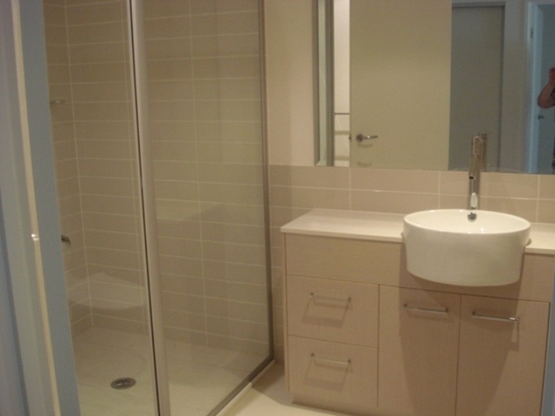 1 Belongil Street, Pacific Pines QLD 4211