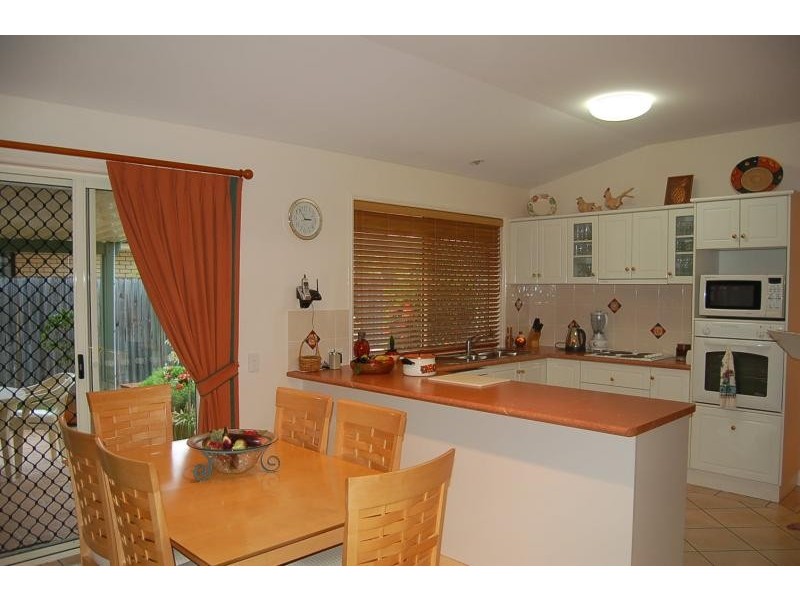 13 Doncaster Place, Wellington Point QLD 4160