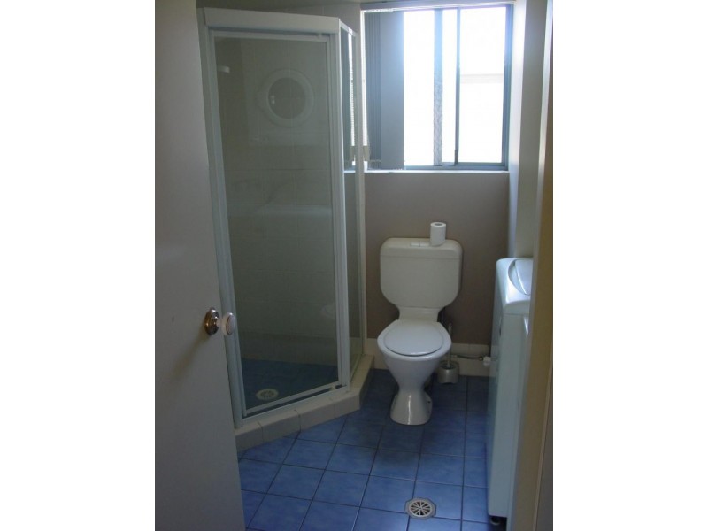 10/103 – 105 Frank Street, Labrador QLD 4215
