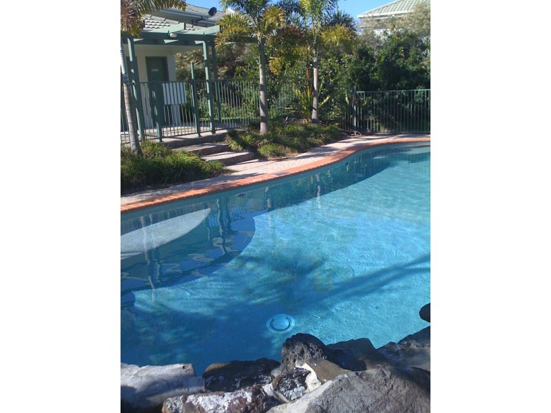 1/1 Carnarvon Court, Oxenford QLD 4210