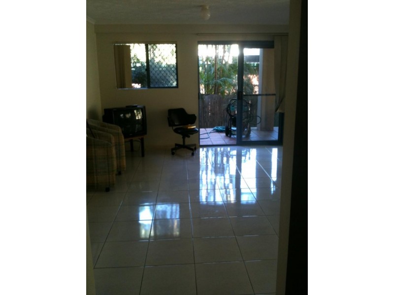 4 MONTE CARLO AVE, Surfers Paradise QLD 4217