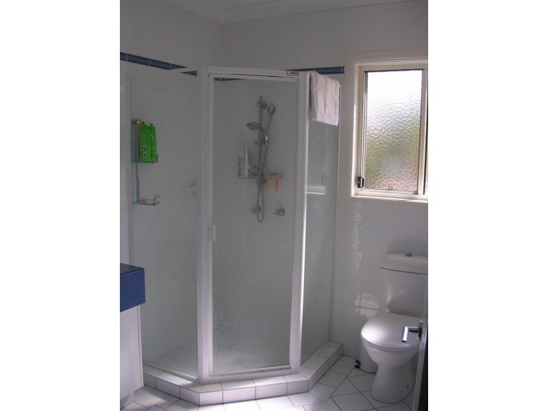 34 Albicore Street, Mermaid Waters QLD 4218