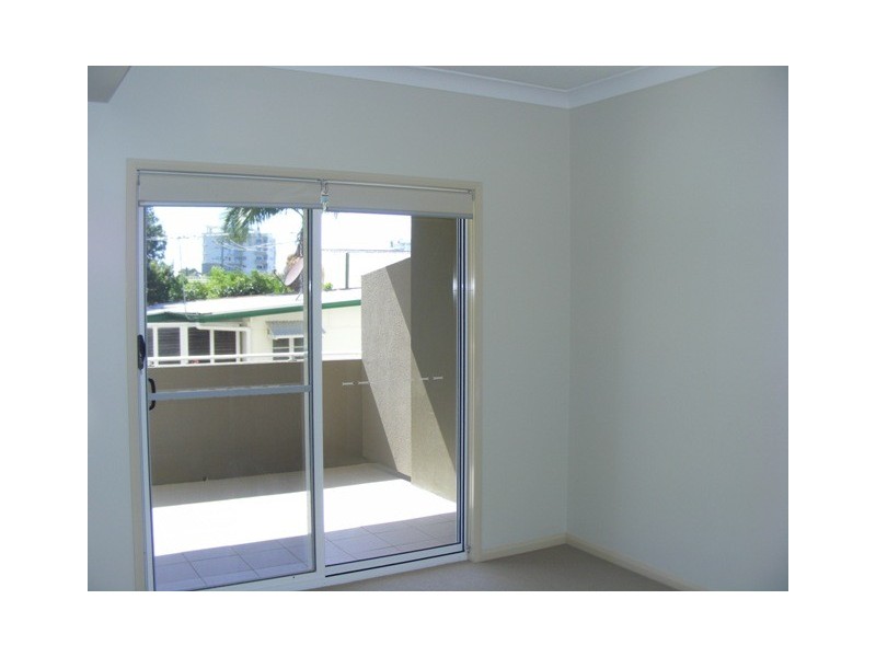 6/26 Sydney Street, Redcliffe QLD 4020