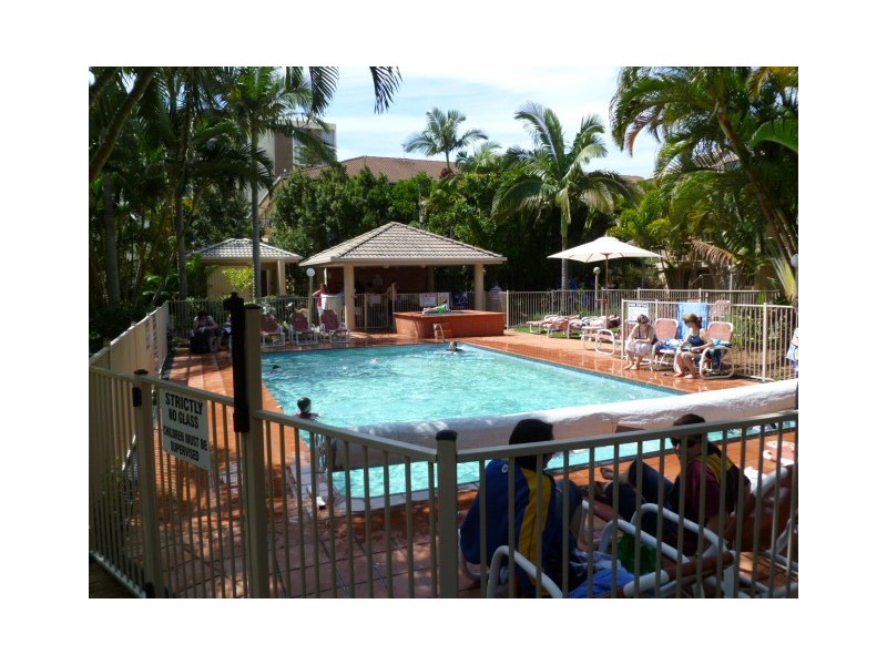 55/15 Santa Monica Blvd, Miami QLD 4220