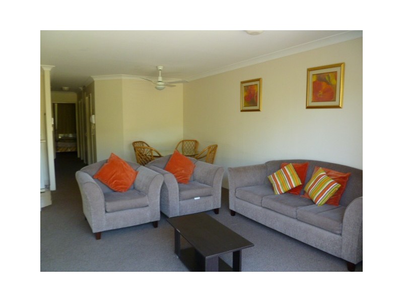 55/15 Santa Monica Blvd, Miami QLD 4220