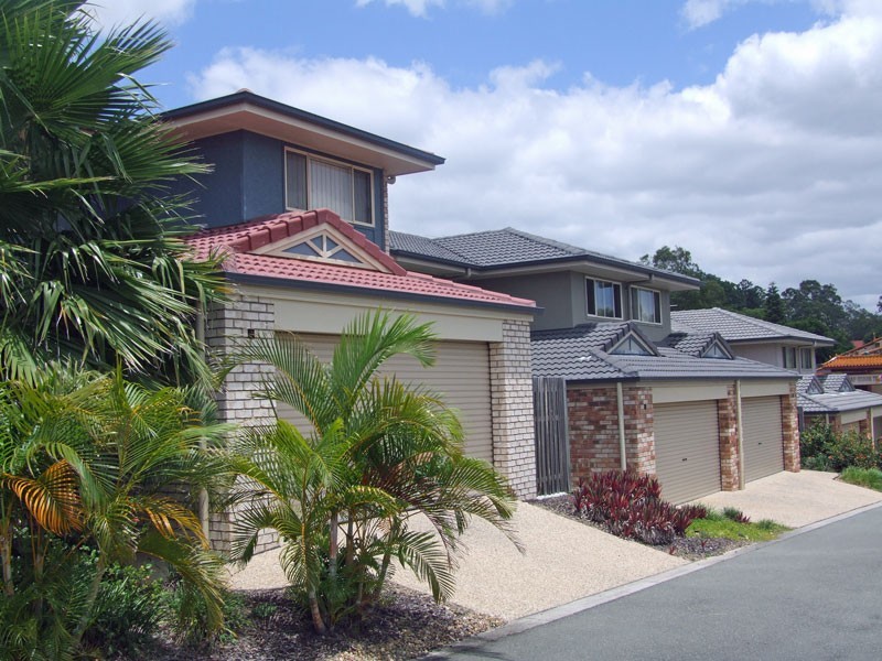 Oxley QLD 4075