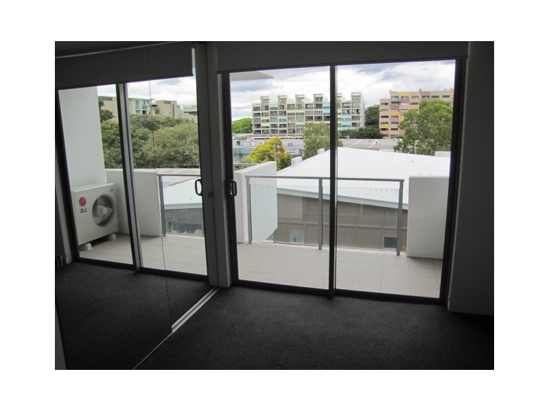 587/20 Anthony Street, West End QLD 4101