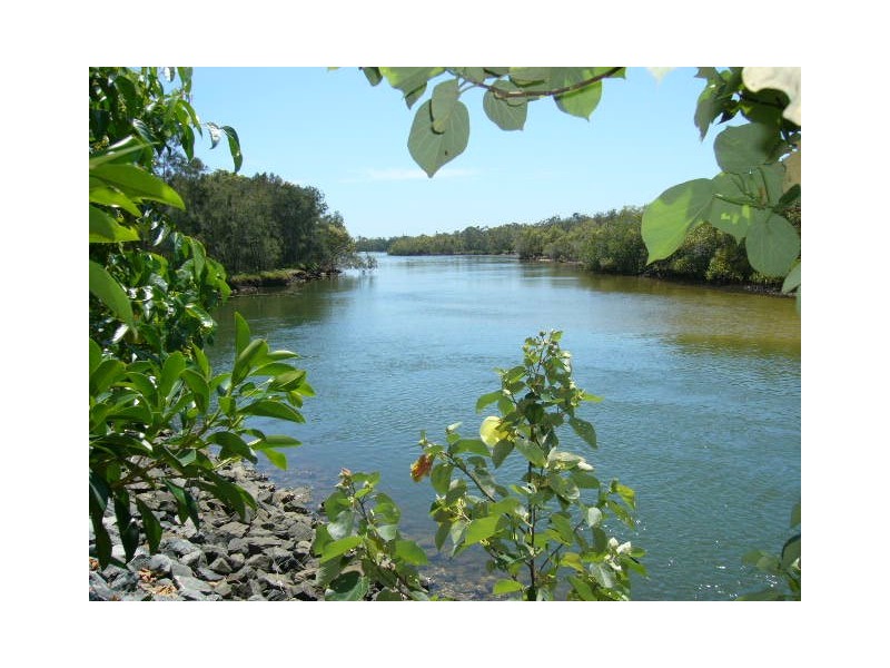 18 Tallebudgeraba Creek Rd,, Burleigh Heads QLD 4220