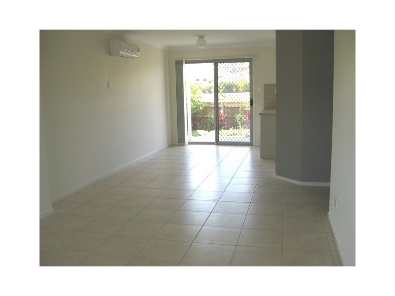 30 Carmarthen Circuit, Pacific Pines QLD 4211
