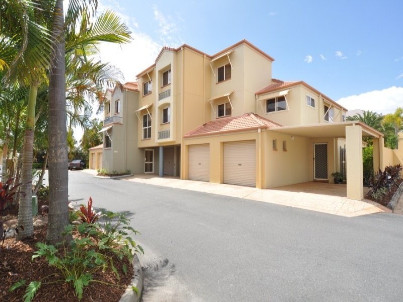 88-98 Limetree Parade,, Runaway Bay QLD 4216