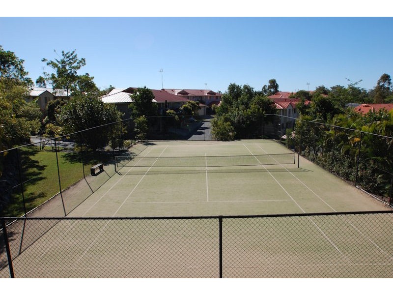 34/3 Arundel Dve, Arundel QLD 4214