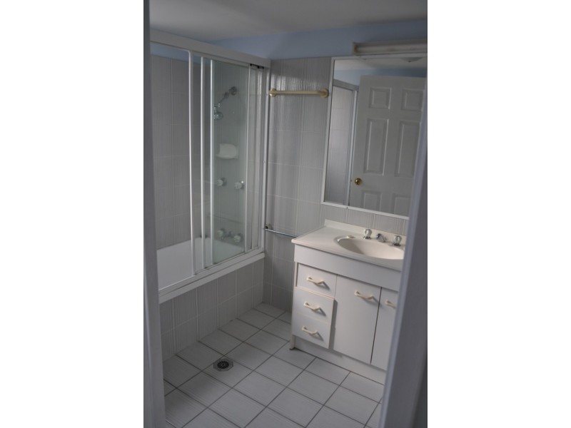 4/496 Marine Pde, Biggera Waters QLD 4216