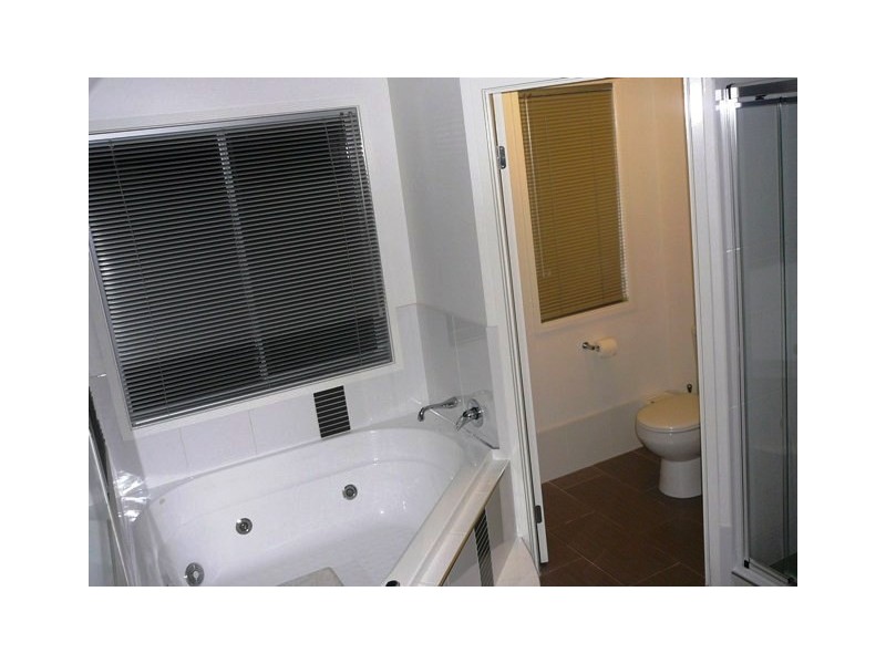 13 Kirkhill Street, Brighton QLD 4017