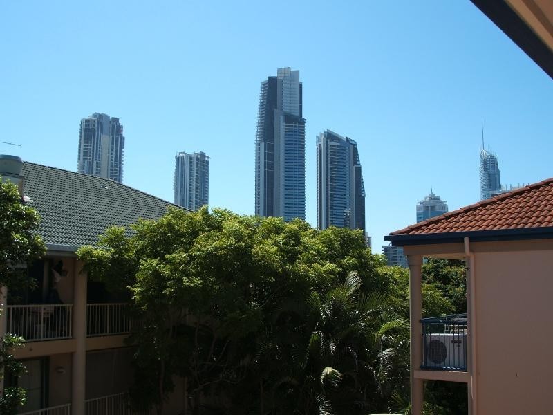 Chevron Island QLD 4217