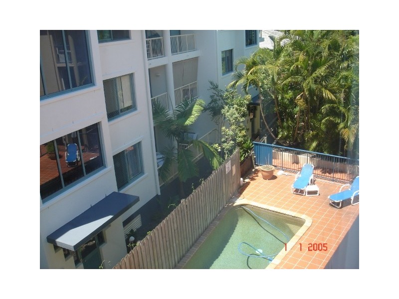 13/4 Adori Street, Chevron Island QLD 4217