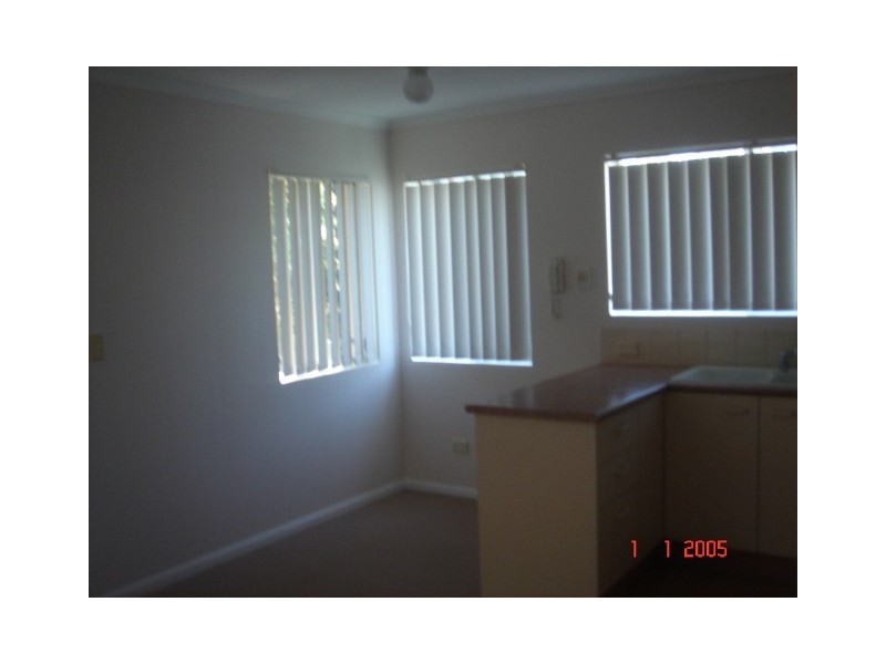 13/4 Adori Street, Chevron Island QLD 4217