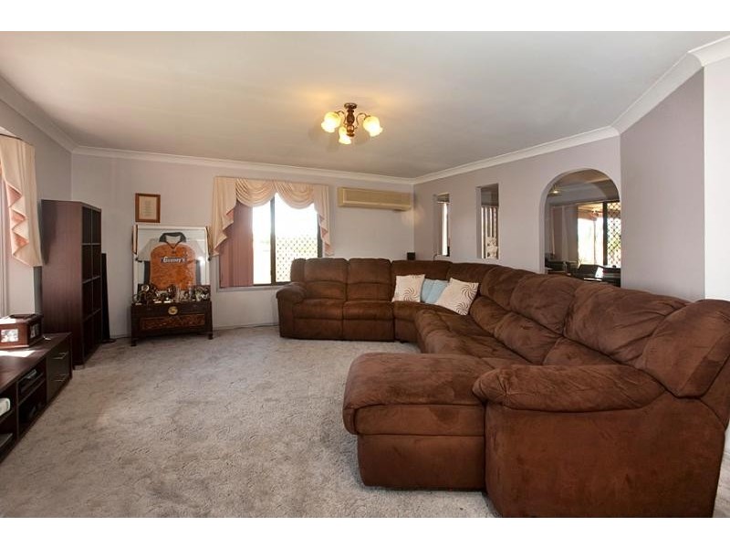 20 Fisher Street, Collingwood Park QLD 4301