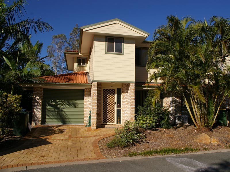 30/4 Koala Town Rd, Upper Coomera QLD 4209