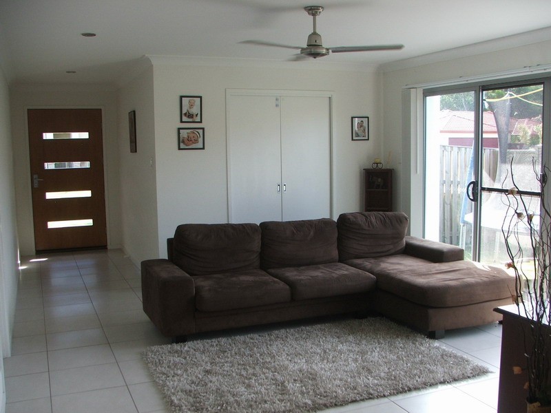 84 Yodelay Street, Varsity Lakes QLD 4227