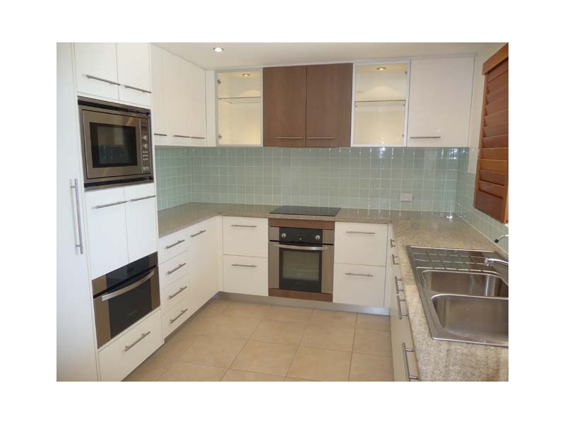 66/7 Grand Parade, Kawana Island QLD 4575