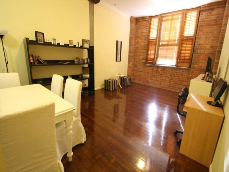 85 Commercial Road, Teneriffe QLD 4005