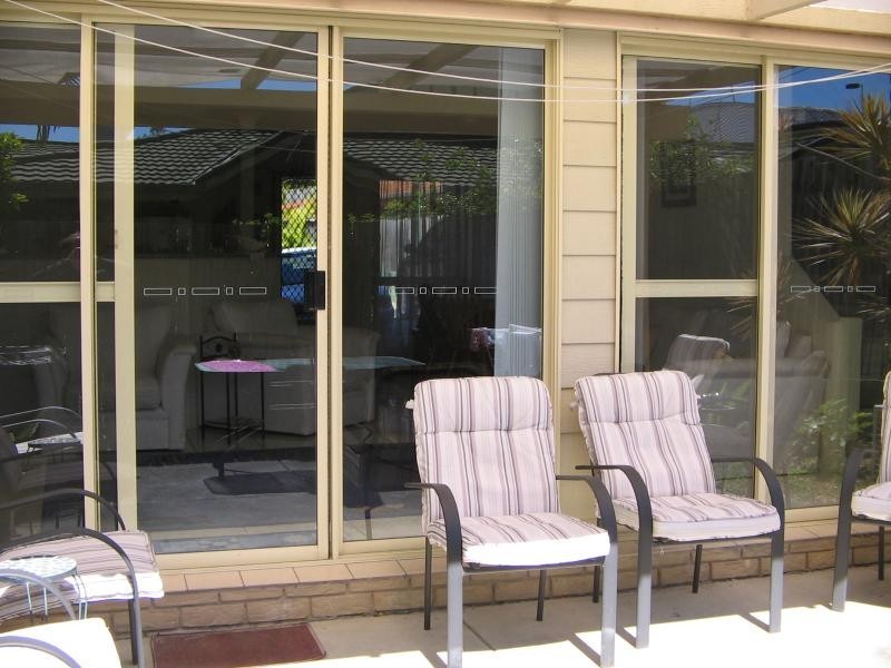 18 Discovery Drive, Helensvale QLD 4212