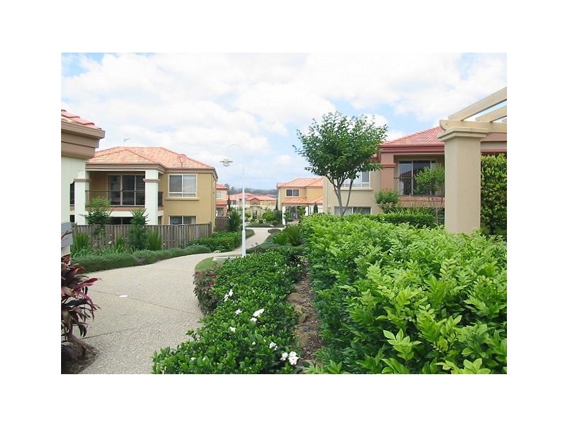 480 Christine Avenue, Robina QLD 4226