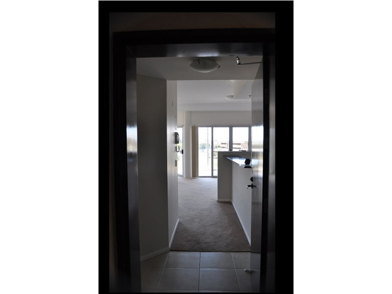 15/1 McNaughton Street, Redcliffe QLD 4020