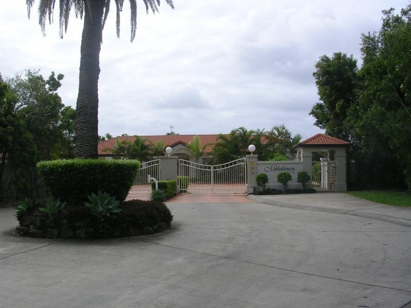 34 Albicore Street, Mermaid Waters QLD 4218