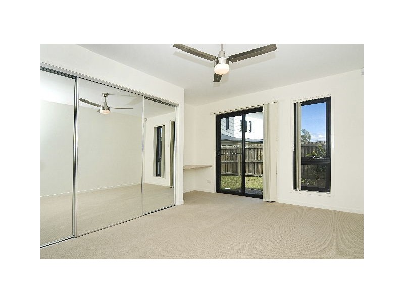 2/2 Hans Boysen Drive, Mudjimba QLD 4564