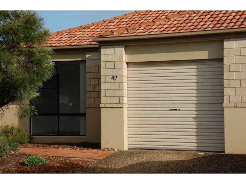 24 Amsonia Court,, Arundel QLD 4214