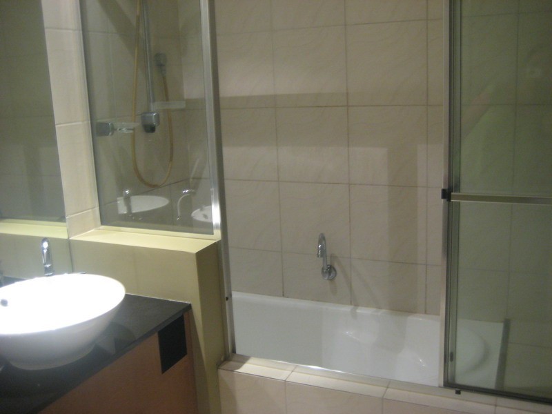 16/7 Elliott St, Surfers Paradise QLD 4217